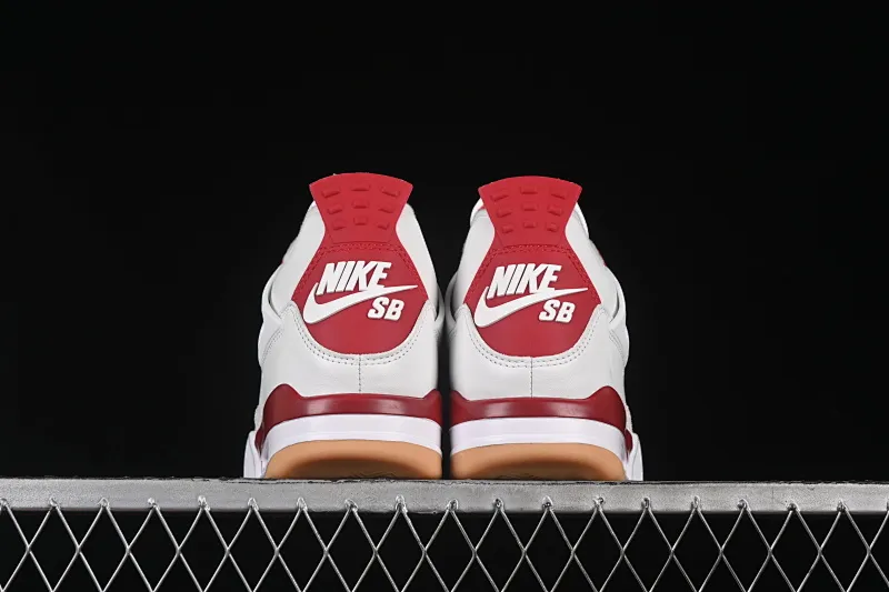 All categories Air Jordan Jordan series basketball shoes Air Jordan 4 OG version Nike SB x Air Jordan 4 OG "Varsity Red" AJ4 Joe 4 University Red DR5415-106